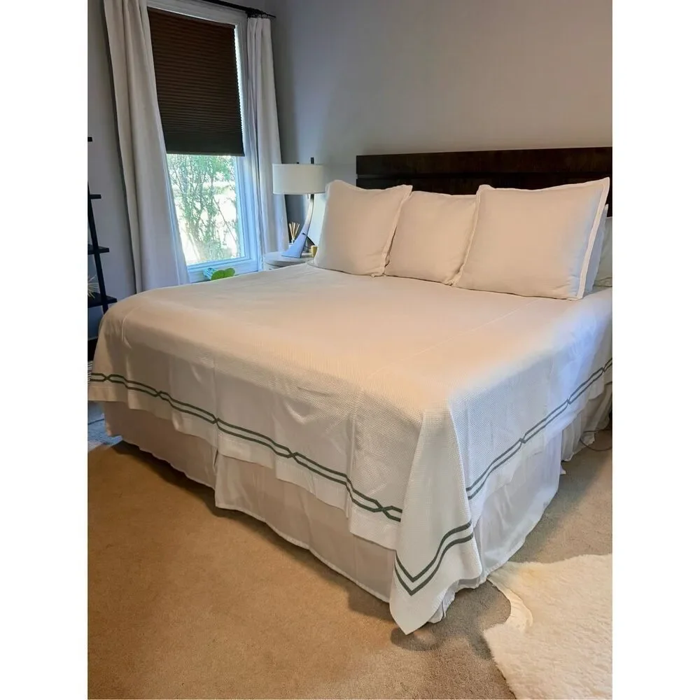 Legacy Home Fine Linens White/Seafoam King Coverlet